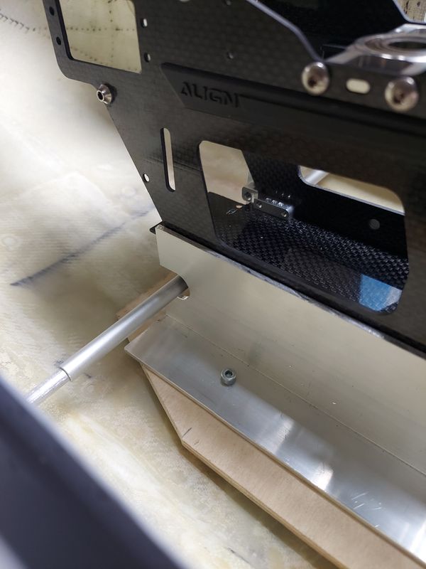 Chapter 2: Installing the Trex 700 mechanics