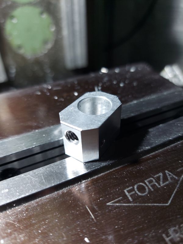 Chapter 7: Machining central piece swashplate follower / securing torque tube