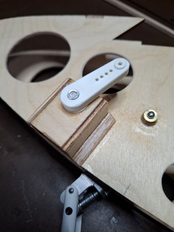 Chapter 1: Building a Vario 800 size Bell 230