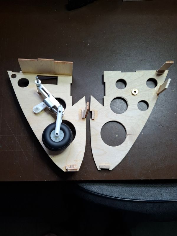 Chapter 1: Building a Vario 800 size Bell 230