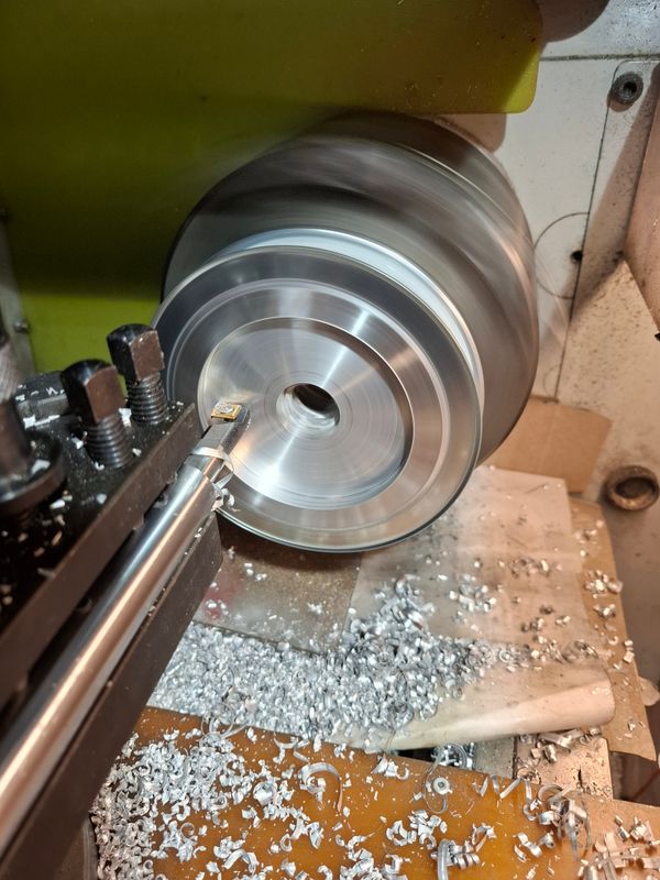 Chapter 2: Main drive pulley