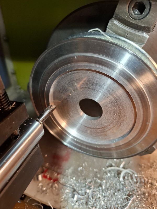 Chapter 2: Main drive pulley