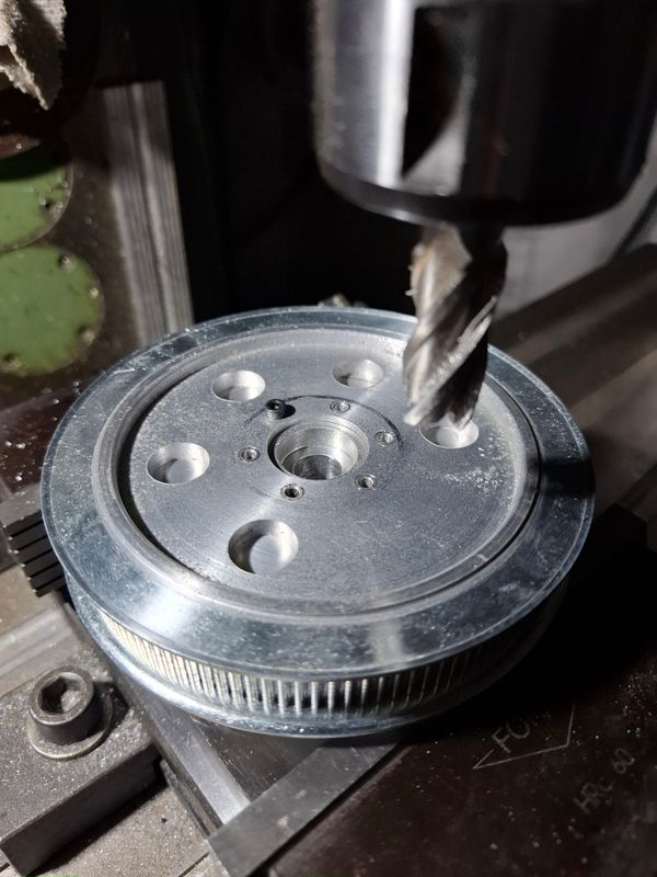 Chapter 2: Main drive pulley