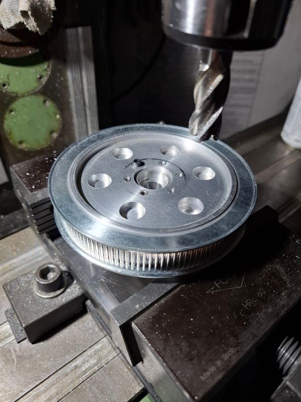 Chapter 2: Main drive pulley