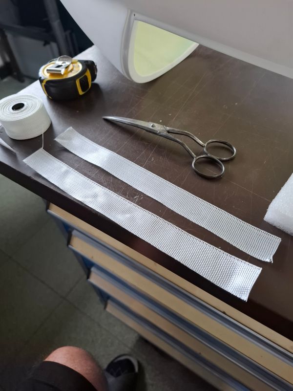 Chapter 6: Retract mechanics laminating to the fuselage
