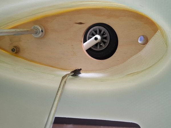 Chapter 6: Retract mechanics laminating to the fuselage