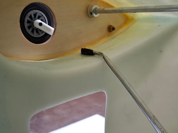 Chapter 6: Retract mechanics laminating to the fuselage