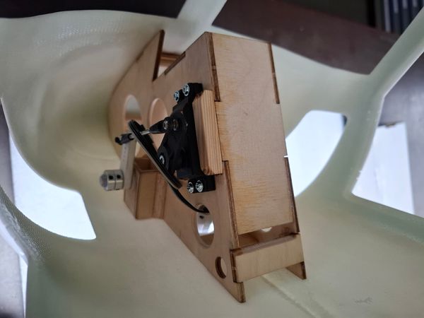 Chapter 7: Baseframe glueing to the fuselage.