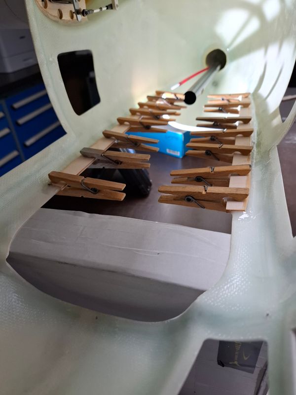 Chapter 8: Fuselage reinforcement for mechanic support