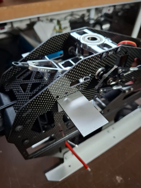 Chapter 8: Fuselage reinforcement for mechanic support