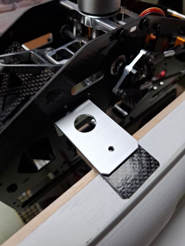 Chapter 8: Fuselage reinforcement for mechanic support