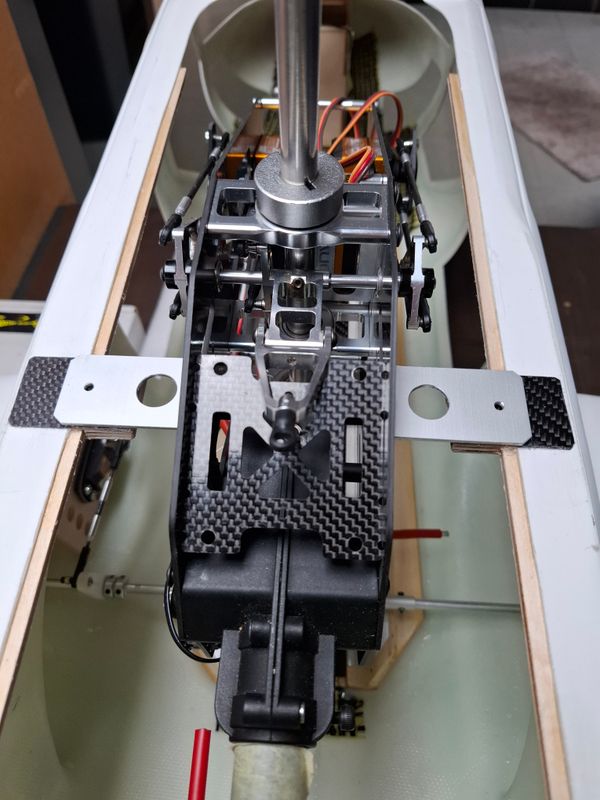 Chapter 8: Fuselage reinforcement for mechanic support