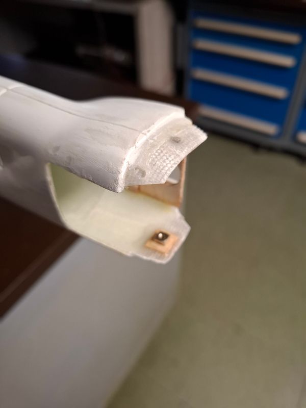 Chapter 9: Fuselage modification and navi lights prep