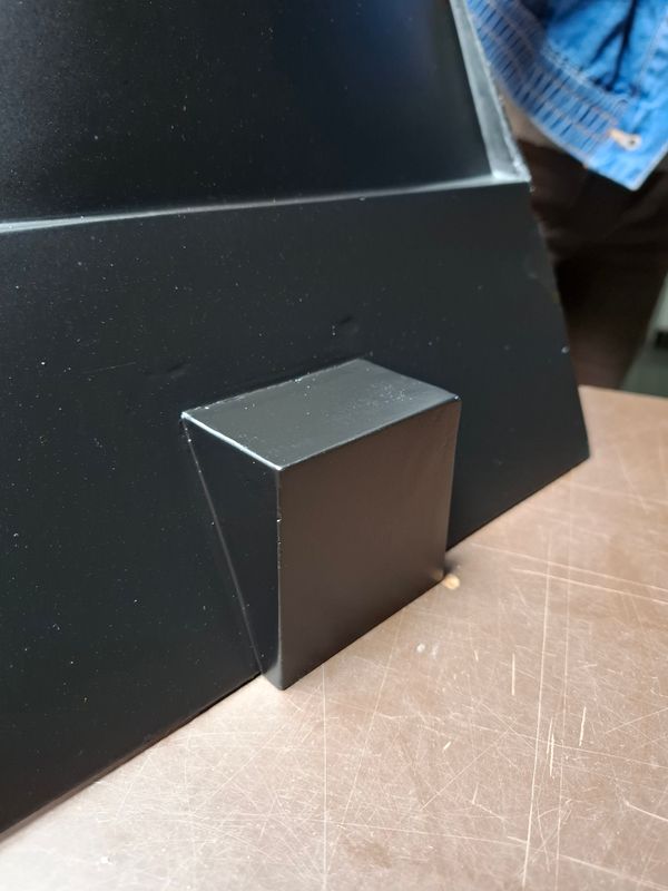 Chapter 5: Cockpit rear panel modifications