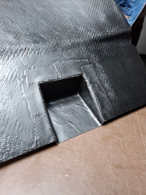 Chapter 5: Cockpit rear panel modifications