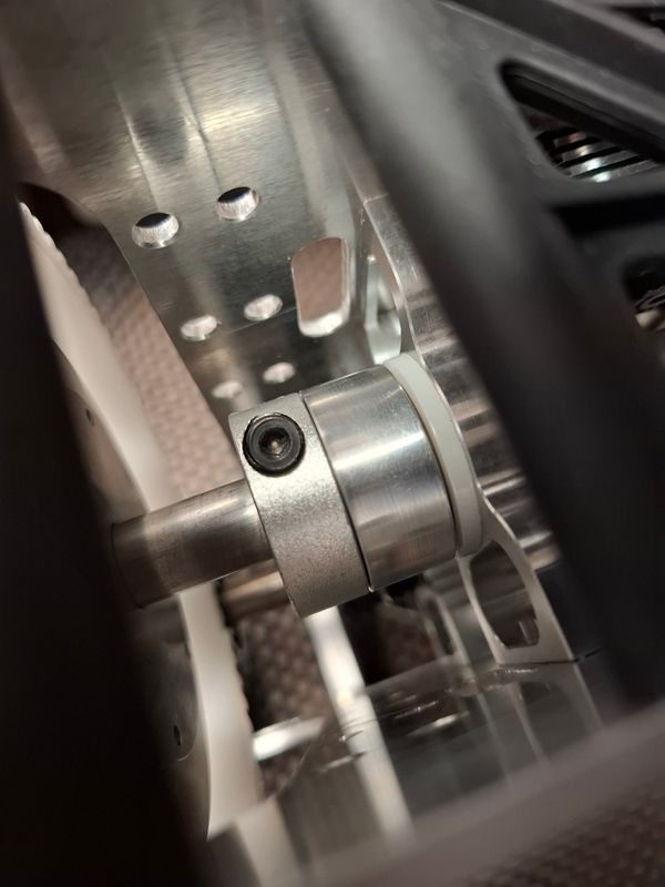 Chapter 10: Main shaft Trustbearing grease cover