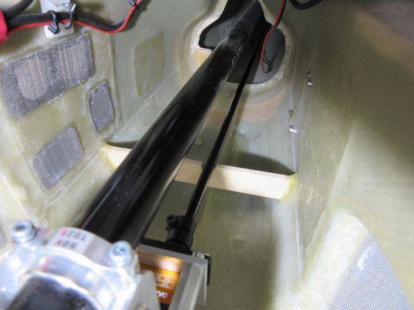 Chapter 10: Torque tube rudder pitch control