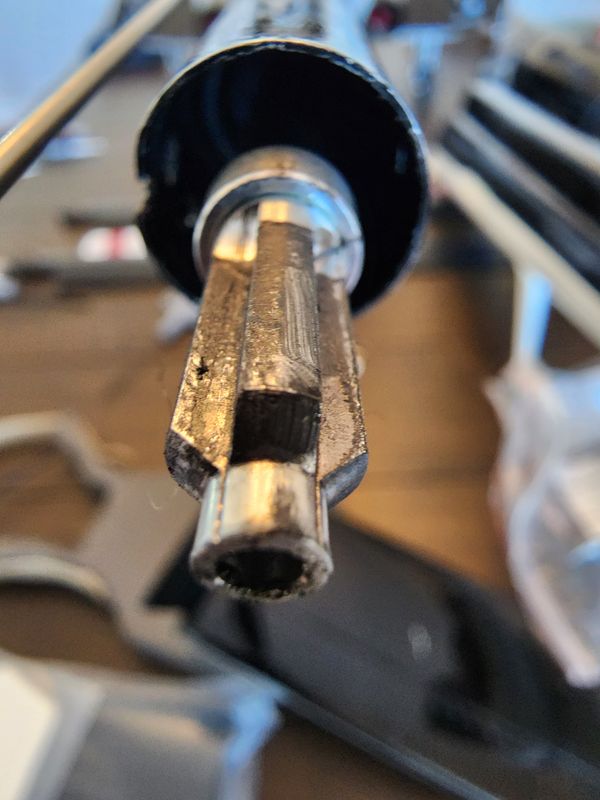 Chapter 3: Tail drive shaft and rotor removed