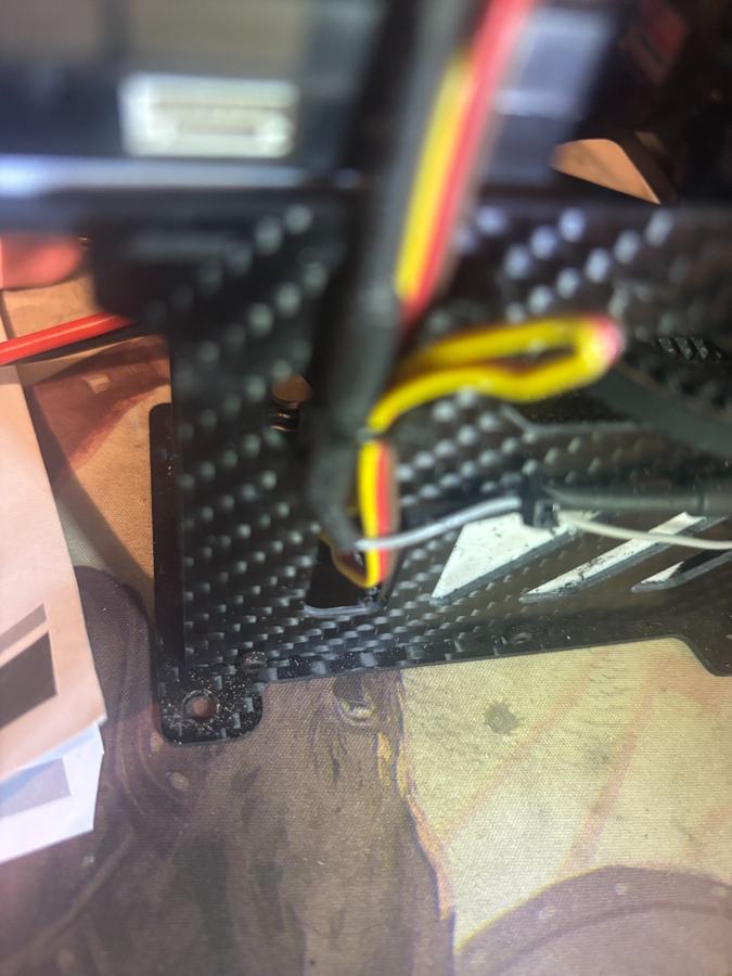 Receiver connector and wiring area